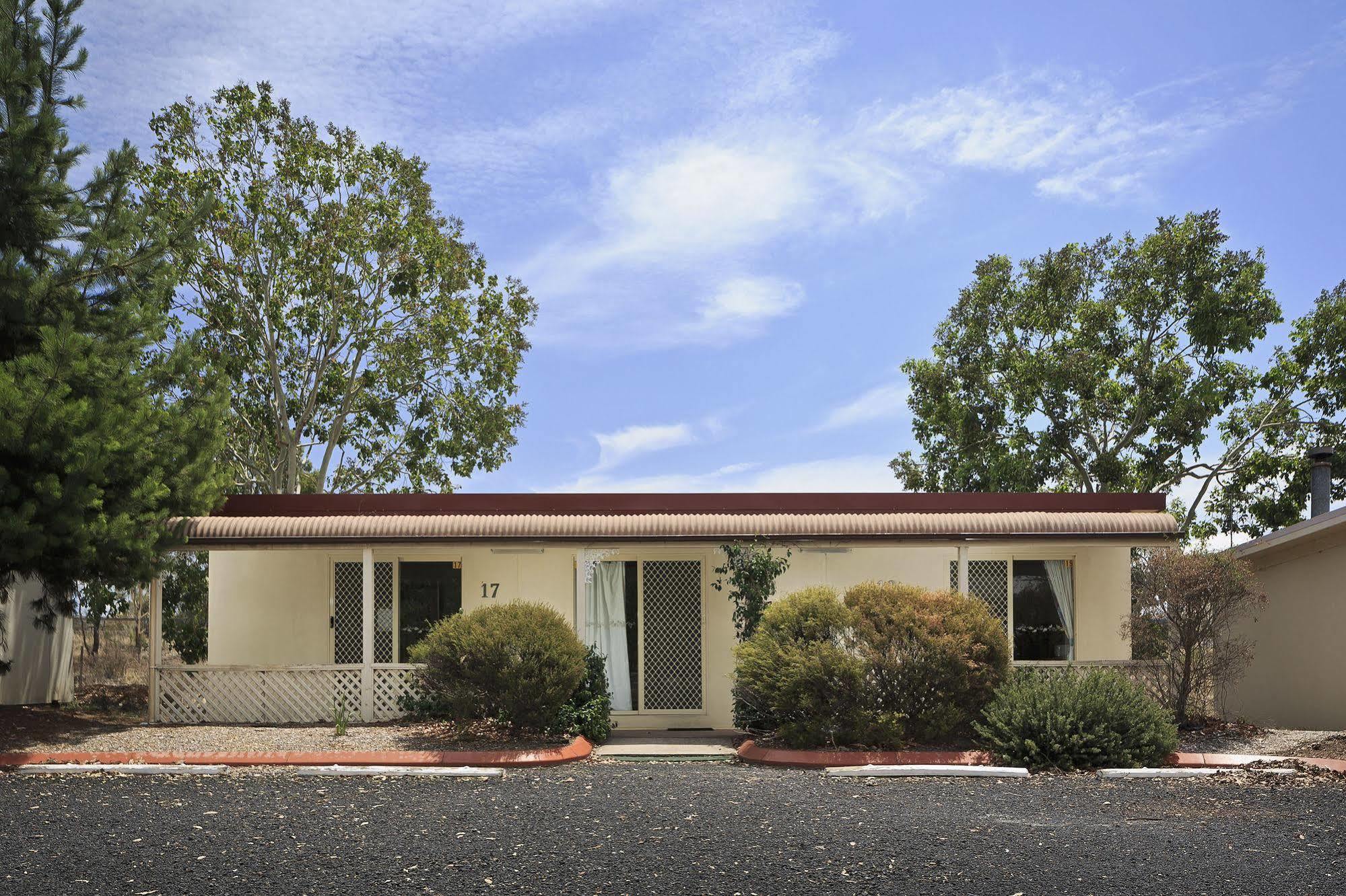 Big4 Mudgee Holiday Park Hotel Exterior photo