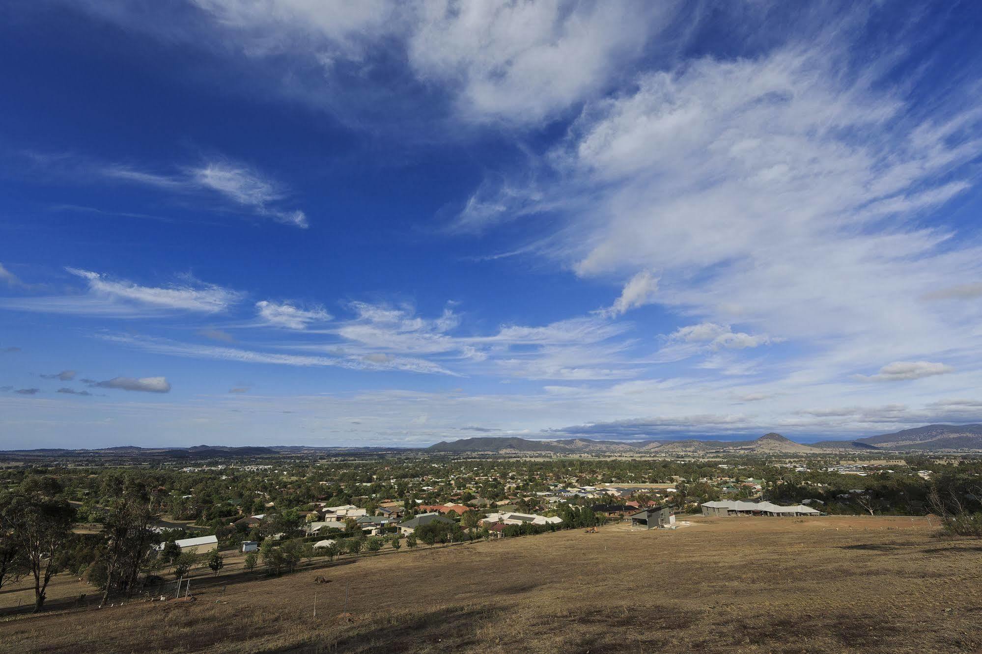 Big4 Mudgee Holiday Park Hotel Exterior photo